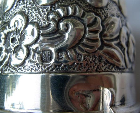 English Sugar Shaker