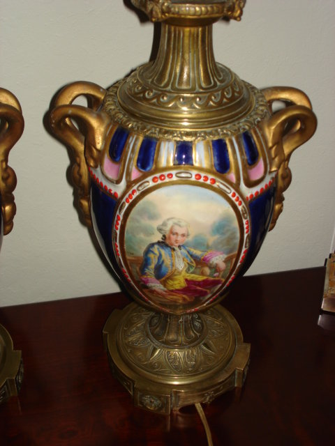 Louis VX Pocelain& Ormolu Urns