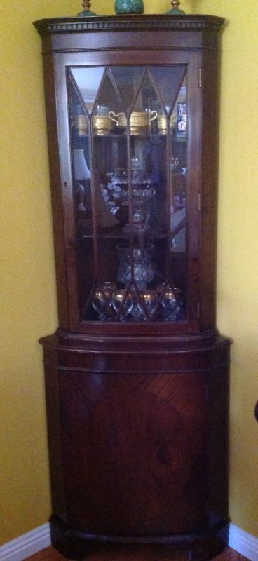 English Mahogany Bow Front Corner Cabinet