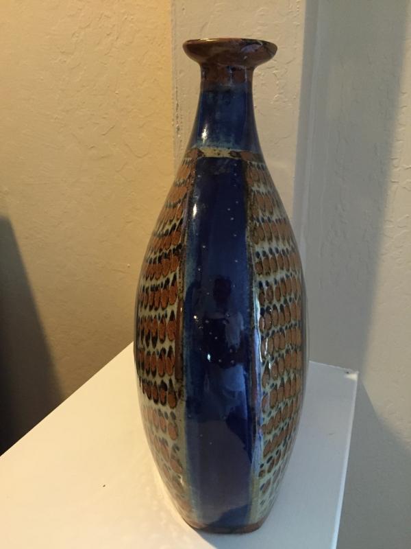 Salvador Vasquez Tonala pottery Bottle Vase