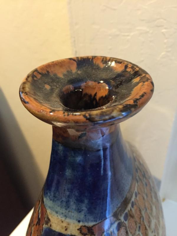 Salvador Vasquez Tonala pottery Bottle Vase