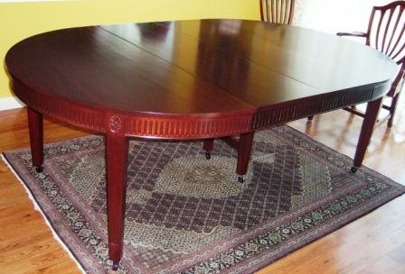 Hepplewhite Mahogany Table