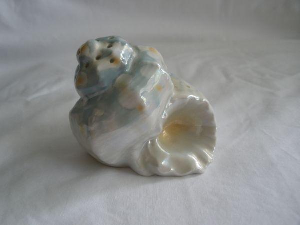 Royal Bayreuth Shell Salt