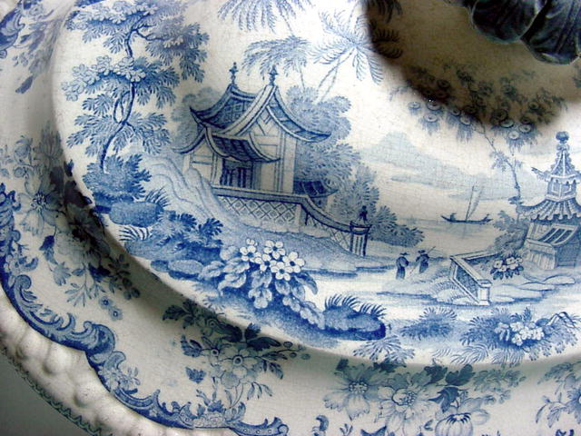 Staffordshire Blue Tureen Cover c1820.
