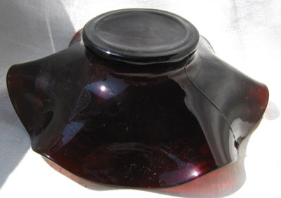 DUGAN Holly & Berry Oxblood Ruffled Bowl Carnival Glass