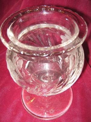 HAWKES Iris Footed Vase - ANTIQUE -