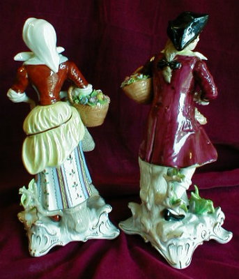 Sitzendorf DRESDEN Figurines - HUNTING Couple -