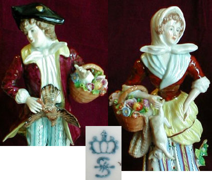 Sitzendorf DRESDEN Figurines - HUNTING Couple -