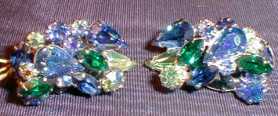 ROBERT Rhinestone EARRINGS Blue clips -VINTAGE-