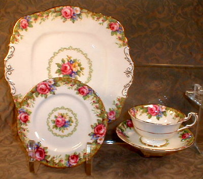 PARAGON Tapestry ROSE Trio + Square PLATE -