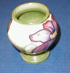 MoorCroft CLEMATIS Vase GREEN - Vintage -