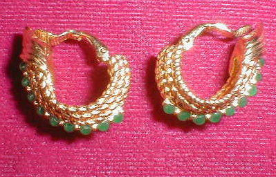 BOUCHER Earrings GREEN Stones - VINTAGE -