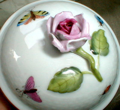 HEREND Rothschild BIRD Covered BOWL -Antique -