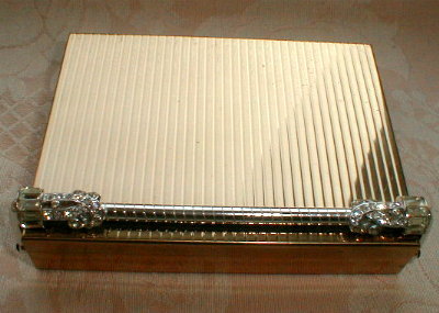 Volupte All-in-ONE Compact UNUSED Purse CLUTCH-