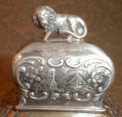 Repousse TEA Caddy LION Finial SP - ANTIQUE -