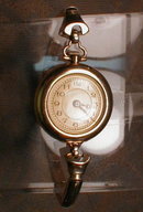 Welta 14k Wristwatch 15 J Swiss - ANTIQUE -