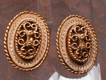PASTELLi Earrings VINTAGE Gold FILIGREE
