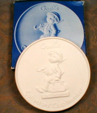 HUMMEL Plaque 1976 Collectors CLUB - BOXED -