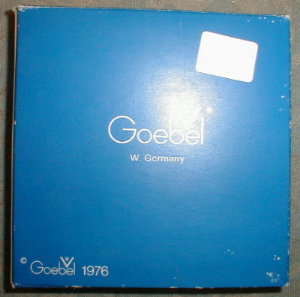 HUMMEL Plaque 1976 Collectors CLUB - BOXED -