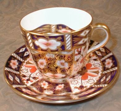 IMARI Mustache CUP Saucer -ROYAL Crown DERBY-