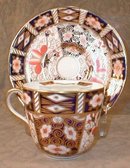 IMARI Mustache CUP Saucer -ROYAL Crown DERBY-