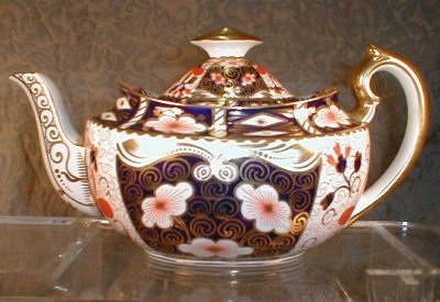 IMARI Royal CROWN Derby TEApot - LARGE , 2451 -
