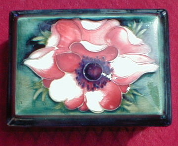 MOORCROFT Anemone Box - VINTAGE -