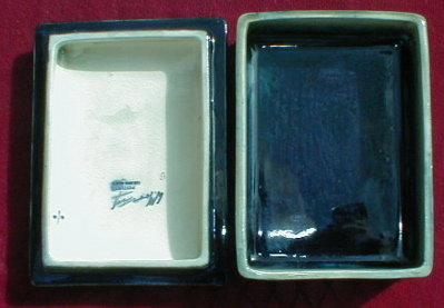 MOORCROFT Anemone Box - VINTAGE -