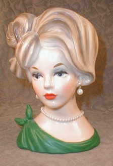 NAPCOware HEAD Vase C7294 - Earrings -