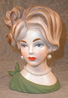 NAPCOware HEAD Vase C7294 -Earrings- VINTAGE -