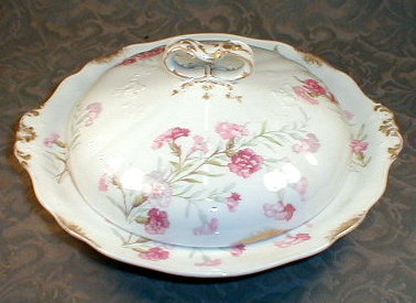 LIMOGES Covered VEGETABLE Carnations -ANTIQUE-