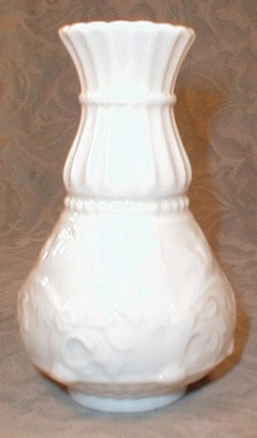 Belleek LOTUS Vase - 3rd GREEN Mark -