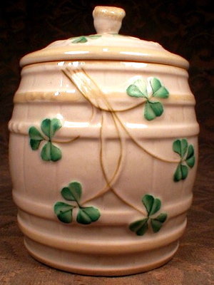 BELLEEK Marmalade JAM Pot SHAMROCKS - 1st Green Mark -