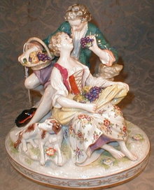 Royal VIENNA Figural GROUP - ANTIQUE -