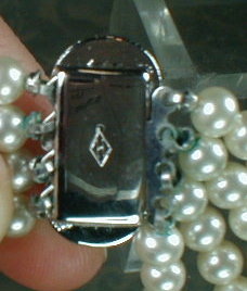 Deltah Bracelet Rhinestone Clasp -VINTAGE-