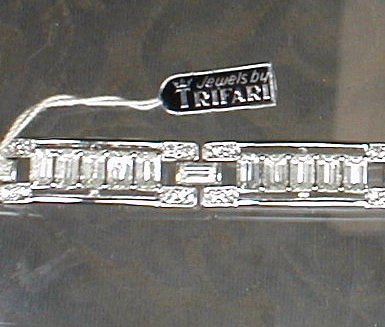 TRIFARI Rhinestone BRACELET -Original Hang Tag-
