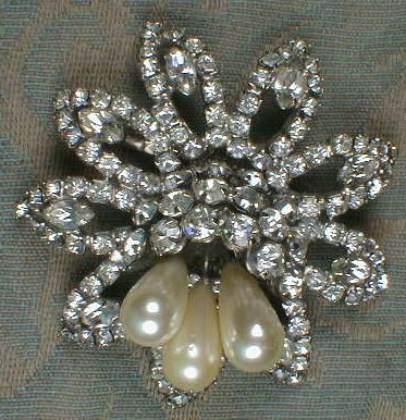 WEISS Brooch EARRINGS Set - Rhinestone Flowers -