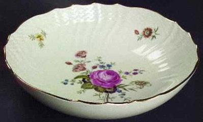 Royal COPENHAGEN Frijsenborg BOWL - Botanical -
