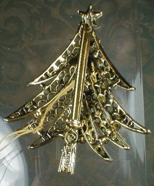 HOLLYCRAFT Christmas TREE Pin - VINTAGE -