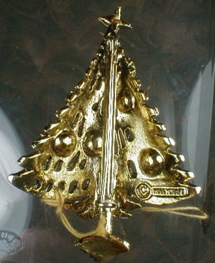 HOLLYCRAFT Christmas TREE Pin - VINTAGE -