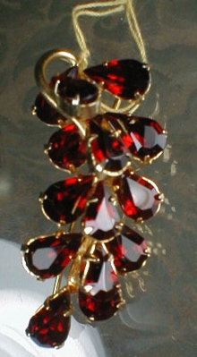 WEISS Rhinestone PIN Red RHINESTONE Spray