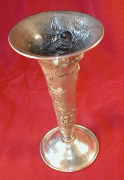 STERLING Repousse VASE AG Schultz - ANTIQUE -