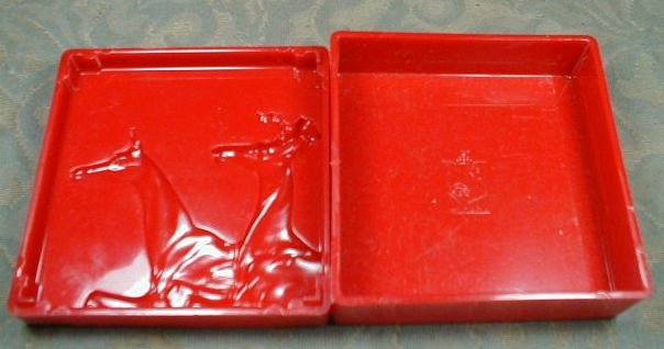 HICKOK Plastic BOX Buck & Doe, RED - VINTAGE -