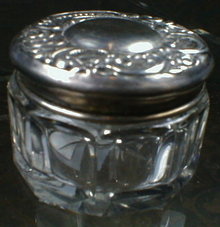 Repousse STERLING Top Rouge Dresser Jar ANTIQUE
