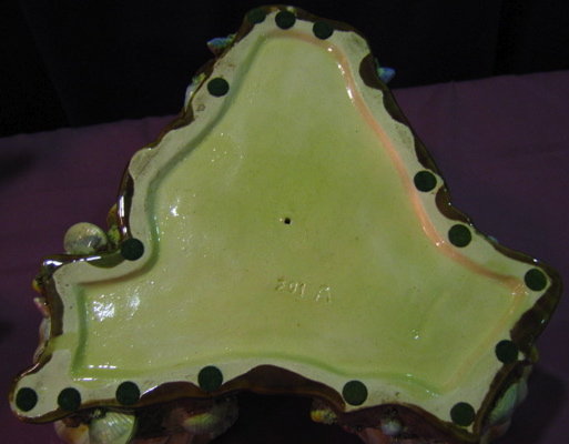 MAJOLICA Undersea Shells Coral Barnacles CENTERPIECE