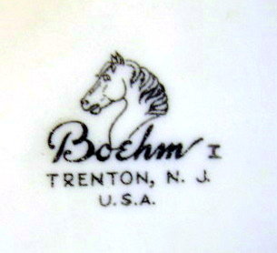 BOEHM Cat & Kittens Figurine