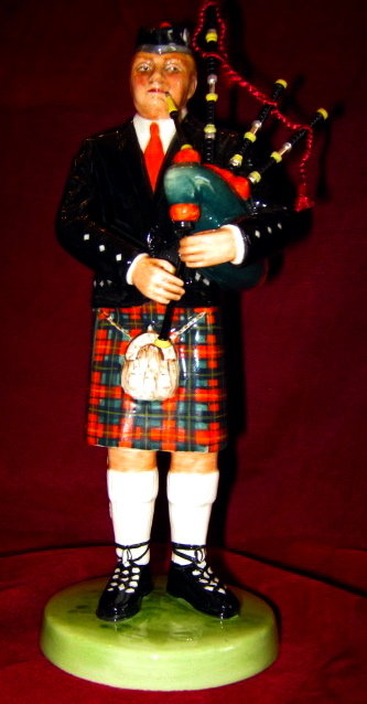 Royal Doulton THE PIPER Limited Edition Figurine HN3444