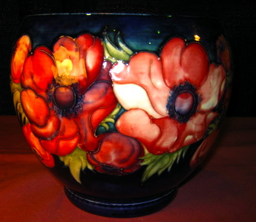MOORCROFT Anemone Bowl LARGE - Signed Walter -