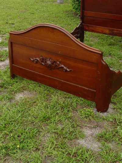 Antique Victorian Solid American Black Walnut Full Size Bed