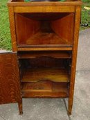 Vintage Brunswick Phonograph with 1/4 Sawn Tiger Oak Cabinet